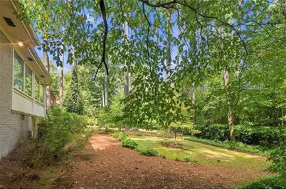 1550 Diamond Head Circle, Decatur, GA 30033 - Photo 11