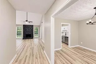 380 Independence Dr, Jonesboro, GA 30238 - Photo 11