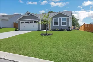 111 Brent Blvd, Calhoun, GA 30701 - Photo 1