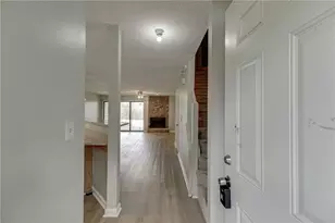 3241 Tennington Pl, Lawrenceville, GA 30044 - Photo 3