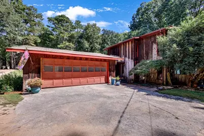 2597 Valleydale Drive NE, Conyers, GA 30012 - Photo 29