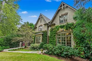 3901 N Stratford Rd NE, Atlanta, GA 30342 - Photo 1