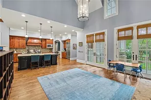 3901 N Stratford Rd NE, Atlanta, GA 30342 - Photo 9