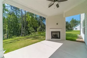 907 Bessie Ct, Loganville, GA 30052 - Photo 33