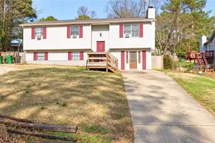 5228 Tina Ct, Stone Mountain, GA 30083 - Photo 1