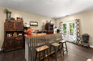 7210 Pine Ct, Cumming, GA 30041 - Photo 33
