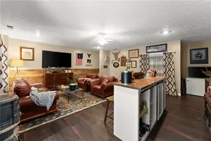 7210 Pine Ct, Cumming, GA 30041 - Photo 27