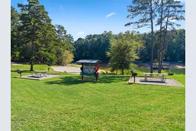 7210 Pine Court, Cumming, GA 30041 - Photo 41