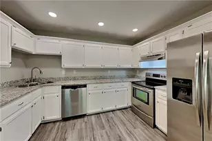 5025 Bent Creek Ct, Sugar Hill, GA 30518 - Photo 5
