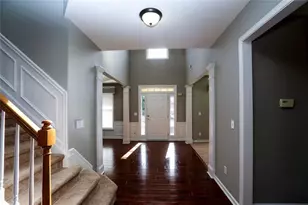 329 Coddington Ct, Suwanee, GA 30024 - Photo 9