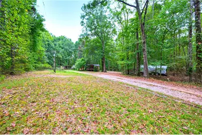 81 Woodland Court, Jefferson, GA 30549 - Photo 3