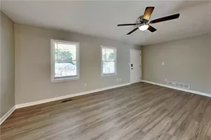 89 Silverthorne Cir, Douglasville, GA 30134 - Photo 3