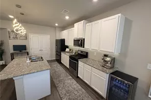 340 Auburn Crossing Dr Dr, Auburn, GA 30011 - Photo 13