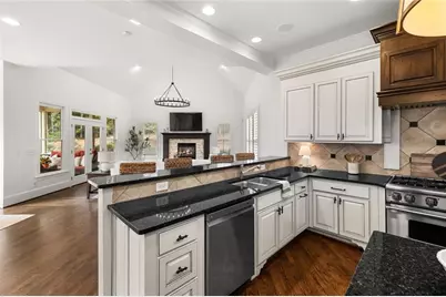 8030 Coventry Pointe, Suwanee, GA 30024 - Photo 11