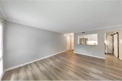 5159 Roswell Road #6, Atlanta, GA 30342 - Photo 3