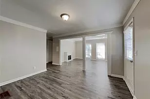 5779 Hillside Dr, Atlanta, GA 30340 - Photo 9