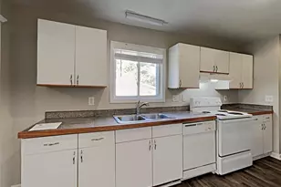 5779 Hillside Dr, Atlanta, GA 30340 - Photo 17