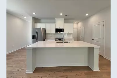 7477 Clover Lane, Flowery Branch, GA 30542 - Photo 5