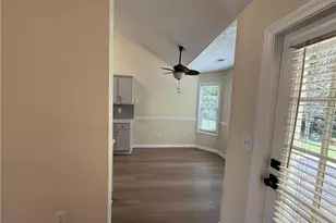 2214 Oakland Farm Dr, Lawrenceville, GA 30046 - Photo 13