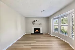 929 Mill Stone Dr, Marietta, GA 30062 - Photo 3