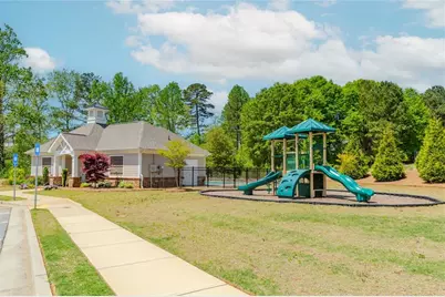 6829 Benjamin Drive, Flowery Branch, GA 30542 - Photo 41