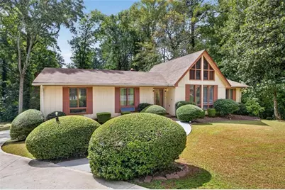 4421 Buckingham Circle, Decatur, GA 30035 - Photo 3