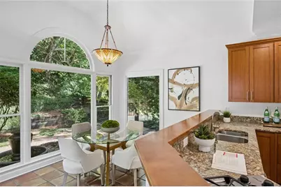 576 Pelham Road NE, Atlanta, GA 30324 - Photo 29