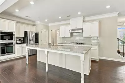 58 W Dixie Avenue SE, Marietta, GA 30008 - Photo 11