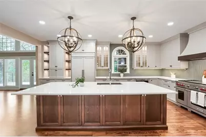 3371 Saxony Glen, Marietta, GA 30066 - Photo 3