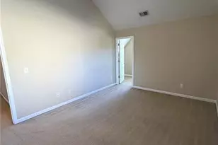 6990 Misttop Loop, Fairburn, GA 30213 - Photo 11