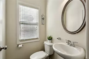 7395 Glisten Ave, Sandy Springs, GA 30328 - Photo 9