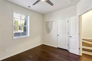 7395 Glisten Ave, Sandy Springs, GA 30328 - Photo 15