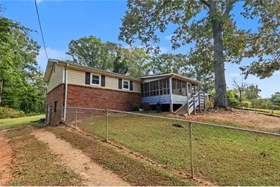 8942 Meadow Drive, Lithia Springs, GA 30122 - Photo 5