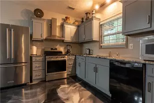 2633 W Regal Ct, Lawrenceville, GA 30044 - Photo 11