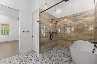 538 W Shadburn Avenue, Buford, GA 30518 - Photo 23