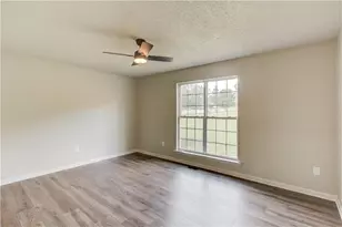 8431 Norris Lake Way, Snellville, GA 30039 - Photo 15