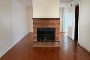 7750 Roswell Rd, Sandy Springs, GA 30350 - Photo 3