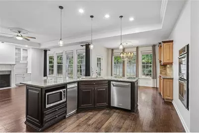 225 W Brookhollow Court, Alpharetta, GA 30022 - Photo 17