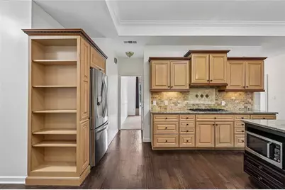 225 W Brookhollow Court, Johns Creek, GA 30022 - Photo 17