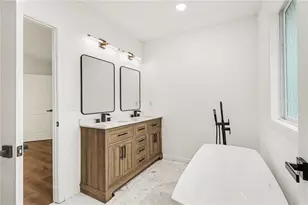 951 Reed Ave, East Point, GA 30344 - Photo 11