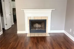 2185 Wellington Cir, Lithonia, GA 30058 - Photo 3