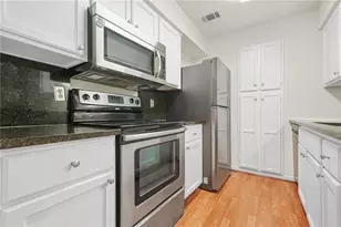 23203 Plantation Dr NE, Atlanta, GA 30324 - Photo 17