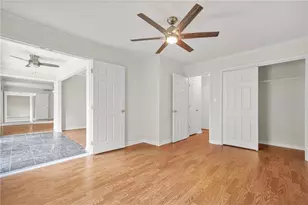 23203 Plantation Dr NE, Atlanta, GA 30324 - Photo 23