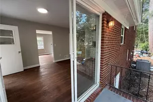 3229 Vanderbilt Ln NW, Atlanta, GA 30318 - Photo 7