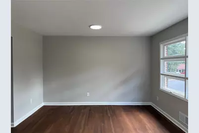 3229 Vanderbilt Lane NW, Atlanta, GA 30318 - Photo 9