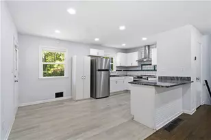 3589 Eisenhower Circle, Atlanta, GA 30354 - Photo 7