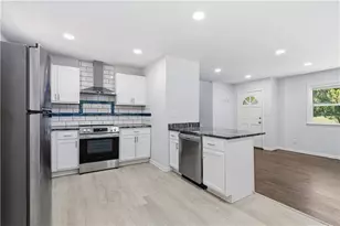 3589 Eisenhower Circle, Atlanta, GA 30354 - Photo 9