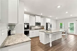 408 Tavistock Ct, McDonough, GA 30252 - Photo 7