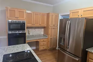 622 Plantation Dr, Lithia Springs, GA 30122 - Photo 9