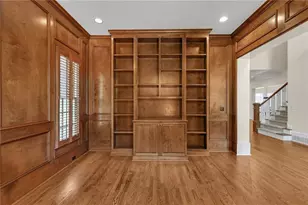 4595 Peachtree Dunwoody Rd, Sandy Springs, GA 30342 - Photo 5